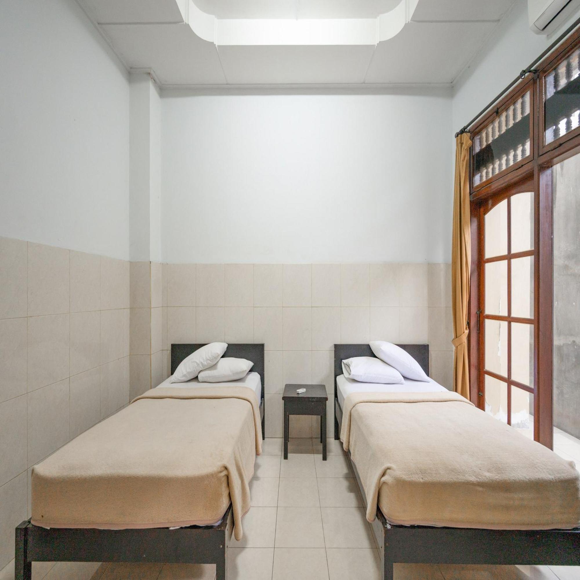 Hotel Dewata Indah Denpasar Mitra Reddoorz Exteriör bild