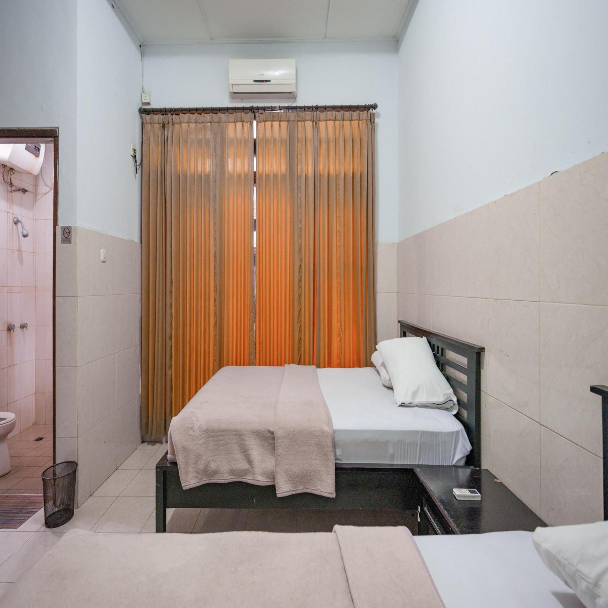 Hotel Dewata Indah Denpasar Mitra Reddoorz Exteriör bild
