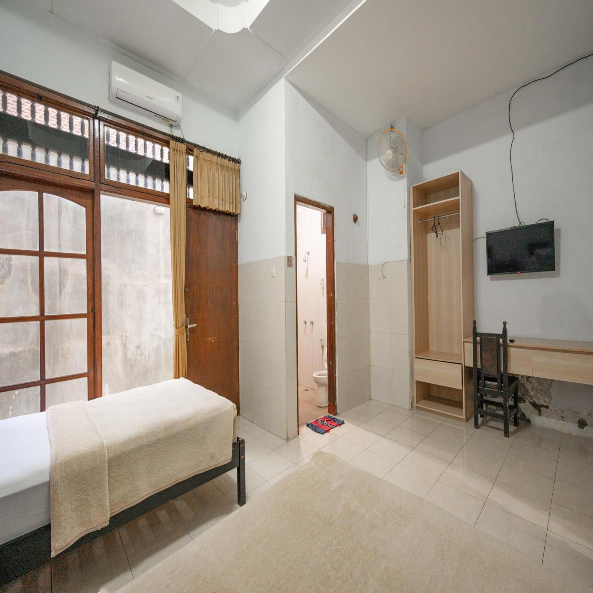 Hotel Dewata Indah Denpasar Mitra Reddoorz Exteriör bild